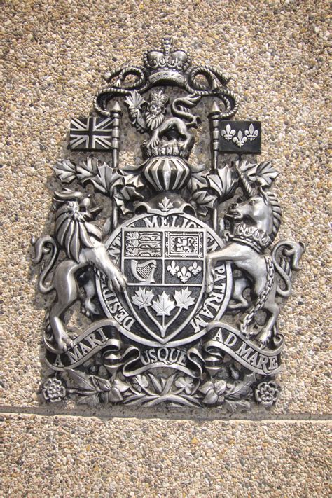 Canada's coat of arms - My Family History - Genealogy