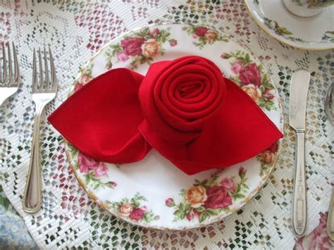 Rosemary's Sampler: Napkin Folding - a Rose