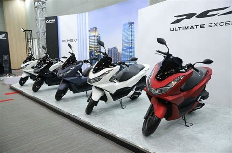 Harga Honda PCX 160 Naik Per Bulan Ini, Tipe ABS Tembus Rp 34 Juta ...