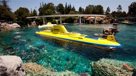 Finding Nemo Submarine Voyage | Rides & Attractions | Disneyland Park ...