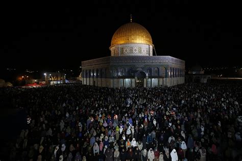 Jerusalem's Al-Aqsa Mosque: 'The side you've never seen before ...