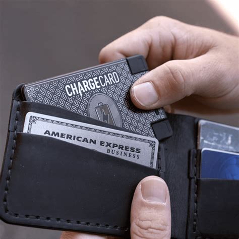 ChargeCard Ultra-Thin Power Bank With the Size of a Credit Card ...