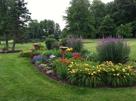 Two Men and a Little Farm: FLOWER ISLAND INSPIRATION THURSDAY