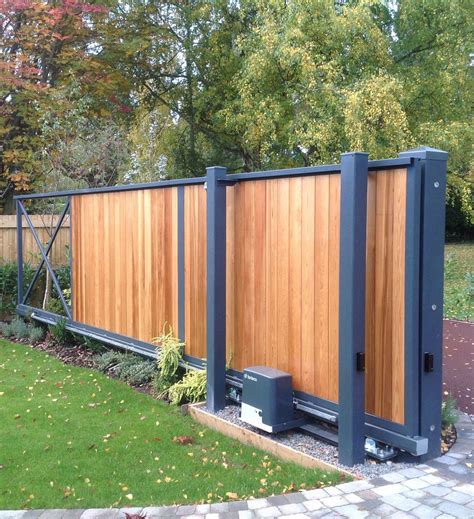 Sliding Gates: Electric Gates | Automatic Gates | Driveway Gates ...