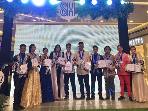 Three CAPSUNIANS are Ten Outstanding Students of Capiz Awardees | Capiz ...