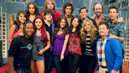 Regarder iCarly et Victorious : le face à face en streaming | PlayPilot