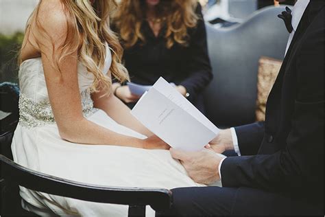 Gondola wedding | Elope ceremony on a Gondola in Venice