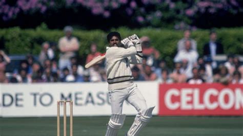 Kapil Dev Biography: Age, Height, Birthday, Net Worth, Career Stats ...