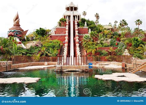 The Tower of Power Water Attraction in Siam Editorial Photography ...