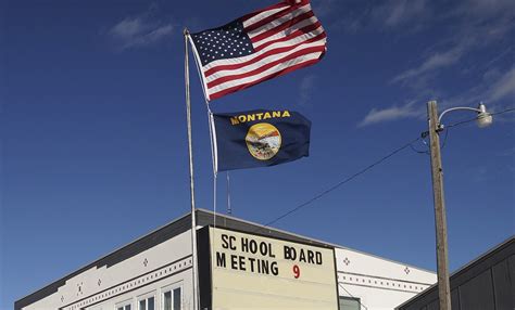 Proposal to add guns to Montana state flag fails | Western News