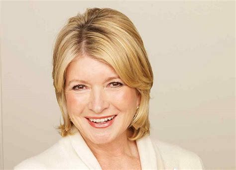 Martha Stewart Net Worth 2024 + Age, Height, Weight - Wealtholino