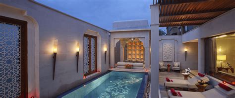 Luxury Hotels Booking in Agra - ITC Mughal, Agra