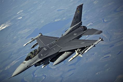 Photo et images du General Dynamics F-16 Fighting Falcon