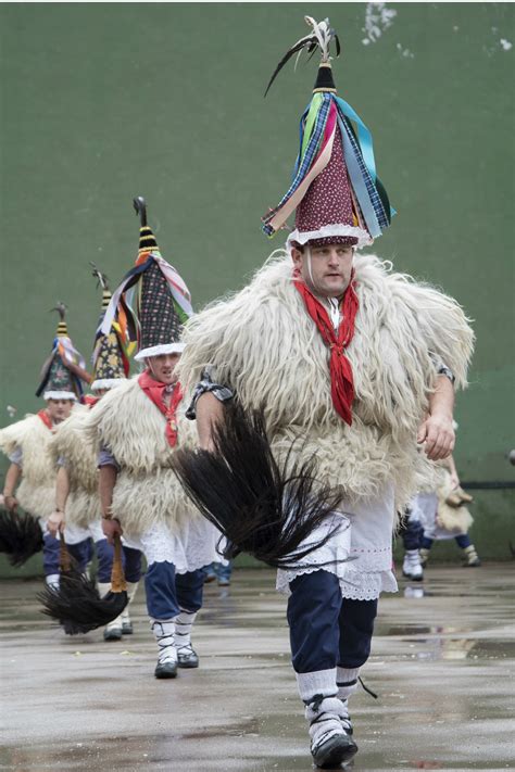 Smithsonian Showcases Basque Culture at the 2016 Folklife Festival ...