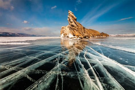 See How Lake Baikal in Siberia Transforms Into Winter Wonderland