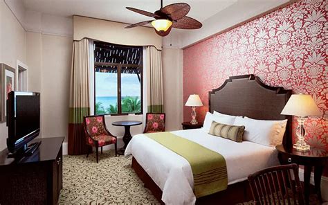 Luxury Waikiki Hotel Rooms & Suites | Royal Hawaiian Resort