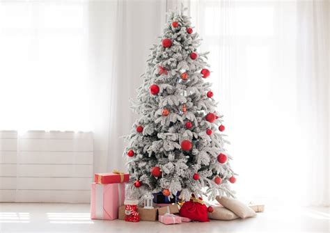 Home Decor Ideas For A White Christmas Theme - Christmas Tree Singapore