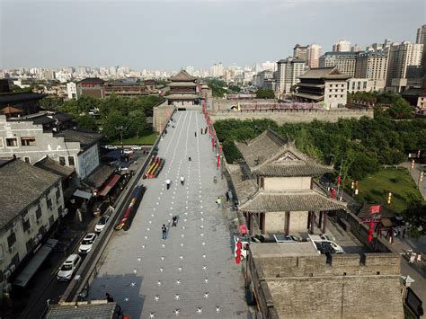 Xi'an City Wall - Xi'an, China | China-Travel-Guide.net