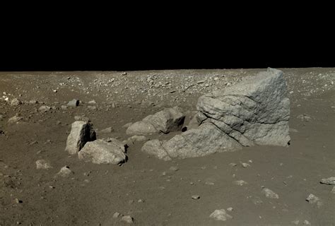 "The Moon's Surface in True Color and High Resolution- China's Yutu ...