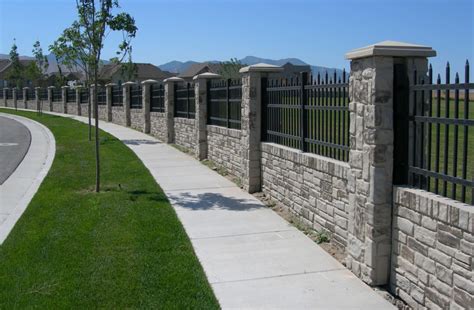 Enhance Your Home Looks With Modern Wall Fence Designs