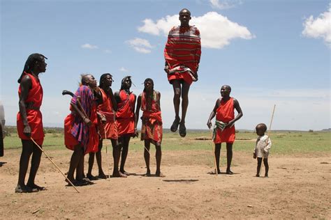 Kenya - Language, Culture, Customs and Etiquette