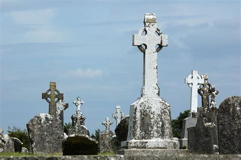 irish tombs Free Photo Download | FreeImages