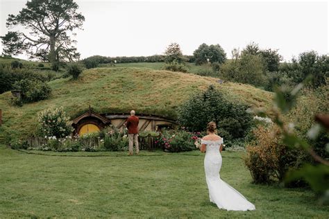 The Cutest, Coziest Wedding at Hobbiton — Dear White | Auckland Wedding ...