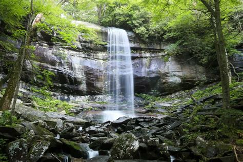 Top 4 Hikes in the Smoky Mountains with Waterfalls