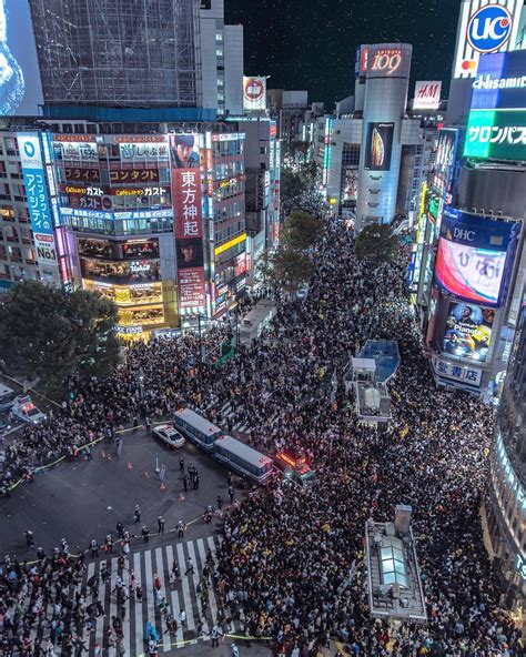 Shibuya on Halloween : r/Tokyo