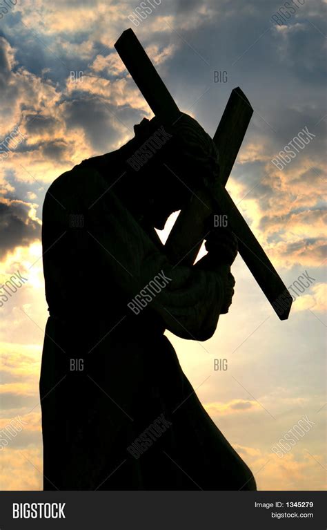 Jesus Carrying Cross Image & Photo (Free Trial) | Bigstock