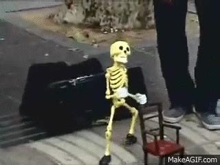 Skeleton GIF - Find & Share on GIPHY