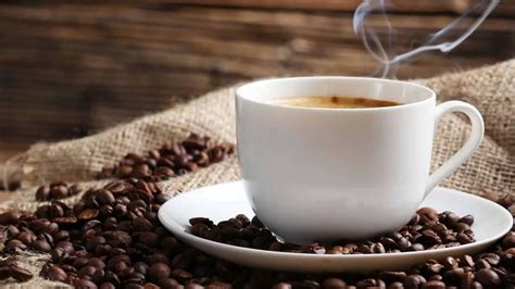 Organic Coffee vs Regular Coffee: Is Organic Coffee Better?