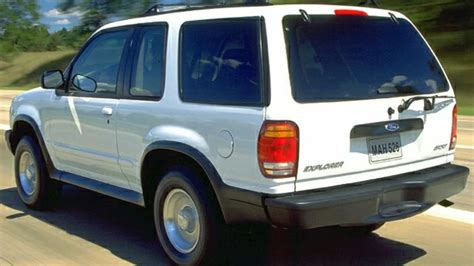 2000 Ford Explorer Pictures - Autoblog