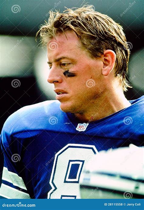 Classify former QB Troy Aikman