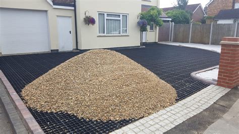 Gravel Driveways Archives - SE Landscape Construction Ltd - Landscaping ...