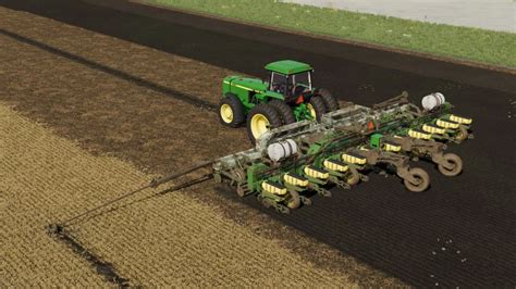 12 ROW KMC RIPPER WITH BASKETS PLANTER V1.0 – FS22 mod