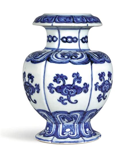 An Outstanding And Rare Blue And White 'Pomegranate' Vase, Ming Dynasty ...