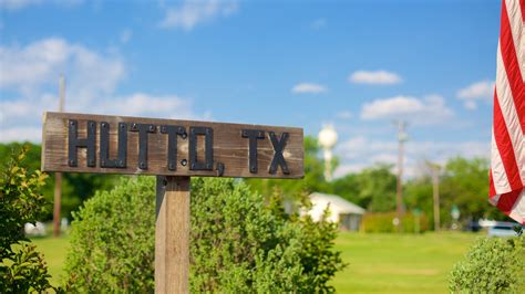 Hutto Vacation Rentals: house rentals & more | Vrbo