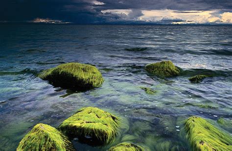 Lake Titicaca | Description, Elevation, Map, & Facts | Britannica