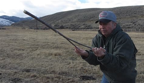 How Water Dowsing Works : Dowsing Rods and Water Finding Stick