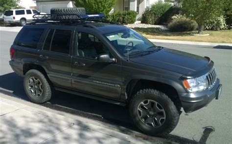 Best 2023 Jeep Grand Cherokee Roof Basket | etrailer.com