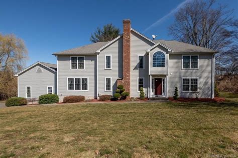 Cheshire, CT Real Estate - Cheshire Homes for Sale | realtor.com®