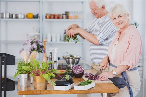 Top Hobbies for Seniors in 2020: Stay Active and Engaged