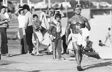 Classic forgotten photos from Muscle Beach, Venice Beach | Bodybuilding ...