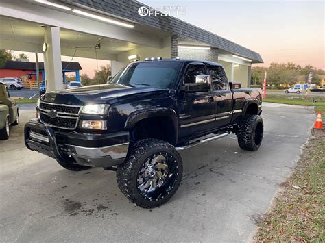 2005 Chevy Silverado Custom Interior