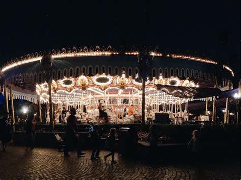 disneyland carousel | Disney california adventure, California adventure ...