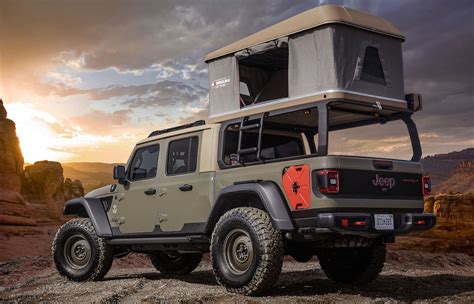 2019-moab-jeep-gladiator-wayout-roof-tent - The Fast Lane Truck