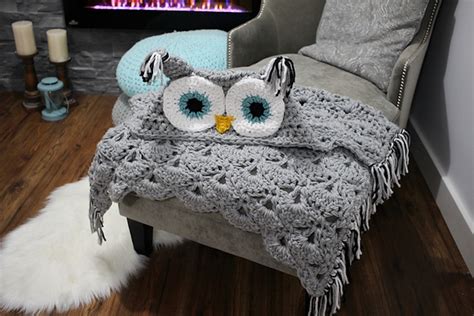 DIY Owl Blanket Will Turn You Into a Cozy Bird on the Couch