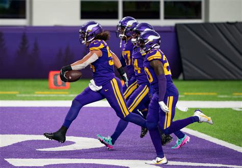 Vikings' Top Uniforms — Time for New Ones? - Vikings Territory