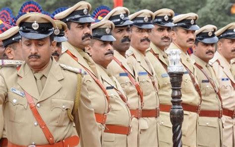 Karnataka State Police calls applications for 216 Police Sub-Inspector ...